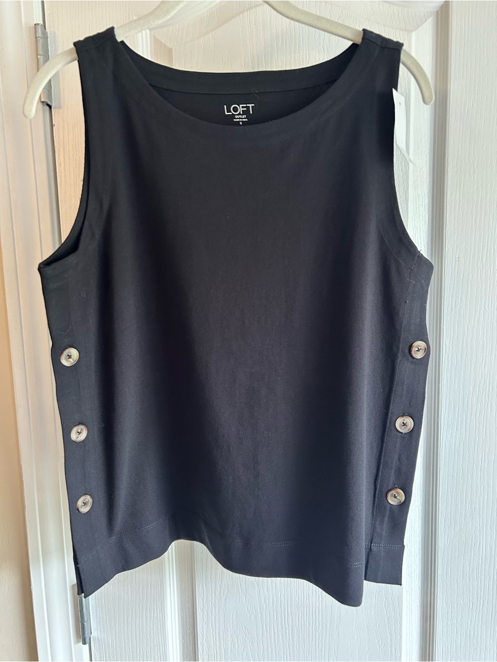 LOFT Black Sleeveless Side-Button Tank Top